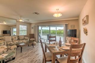 Waterfront Marco Island Retreat with Shared Docks - Marco Island - 7