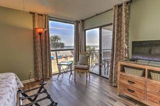Chic Myrtle Beach Seaside Escape with Pool Access! - Myrtle Beach - 6