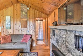 Lovely Lake Huron Getaway: Beach Access & Kayaks! - 6