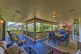 Upscale Flagstaff Home with Hot Tub and Mountain Views - Flagstaff - 0