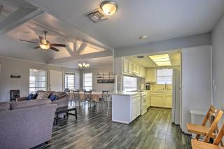 Lake Livingston Vacation Rental with Kayaks! - Livingston - 4
