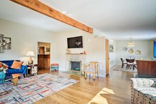 Colorado Springs Home Large Yard with Mountain View - 8