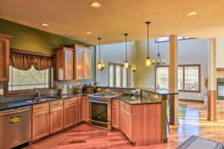 Sturgis Vacation Rental with Hot Tub and Game Room! - Sturgis - 7