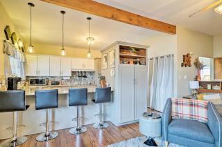 Colorado Springs Home Large Yard with Mountain View - 3