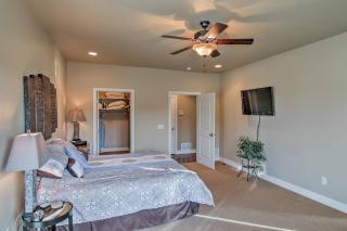 Bella Greens Spacious Sturgis Home with Large Deck - 1