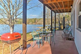 Lakefront Delta Cottage with Views, Canoe and Dock! - Delta - 7