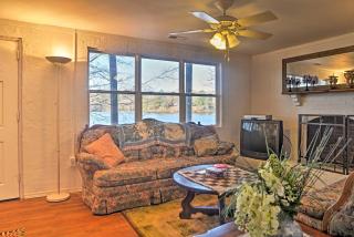 Lakefront Delta Cottage with Views, Canoe and Dock! - Delta - 1