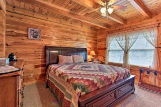 Rustic Sevierville Cabin with Covered Porch! - Sevierville - 1