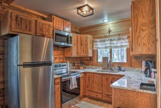Ruidoso Log Cabin Retreat - Peaceful and Convenient - 3