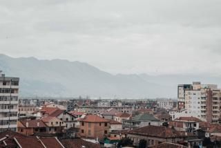 Shkodra apartment with amazing view in the city center - 2