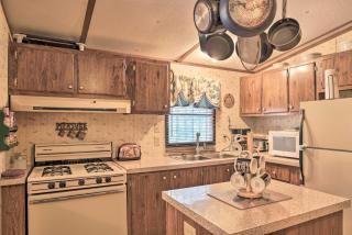 Cloudcroft Cabin with Deck Near Skiing and Fishing! - Cloudcroft - 4