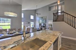 Private Pool and Hot Tub Modern Davenport Home! - Davenport - 2