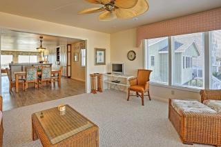 Family-Friendly Vacation Home Steps to Beach! - Sunset Beach - 7