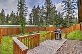 Hungry Horse Cabin Deck, Fire Pit, Near Glacier! - Hungry Horse - 9