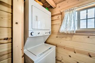 Paradise Valley Cabin by Chico and Yellowstone Park! - 9