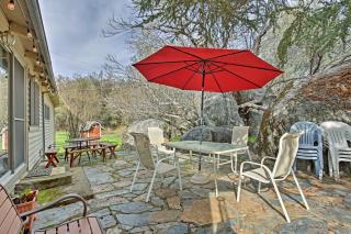 Cozy Home with Patio Near Yosemite National Park! - Mariposa - 9