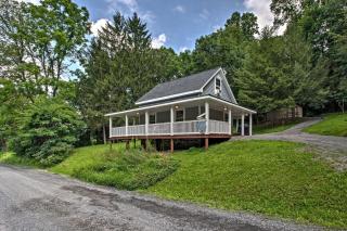 Cottage with Hot Tub and Fire Pit By Mahantango Creek - 9