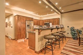 Red Lodge Townhome with Private Hot Tub and Mtn Views! - Red Lodge - 3