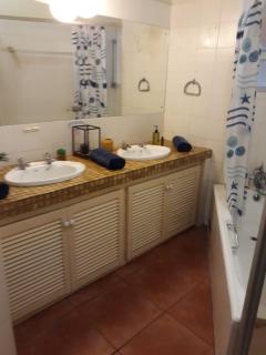 Marlborough Durban Beachfront South Beach Holiday Apartments Marine Parade FREE WIFI - Durban - 2