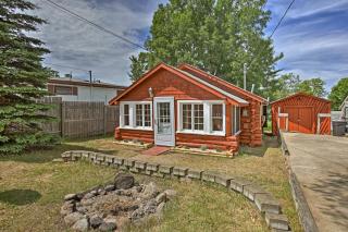 Cozy Houghton Lake Vacation Rental with Fireplace! - Houghton Lake - 0