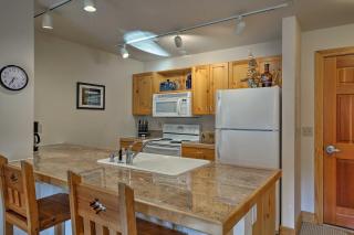 Cozy Driggs Condo with Hot Tub and Ski Shuttle Service - Driggs - 2