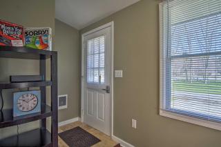 2 Mi to Warren Dunes Sawyer Apartment with Deck! - Sawyer - 6