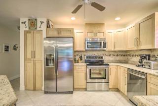 Spacious Naples Home Less Than 1 Mi to Vanderbilt Beach! - Naples - 9