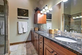 Large Deck and Stunning Views Mtn Condo in Frisco! - 7