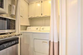 Corpus Christi Home with Pool and Hot Tub Walk to Bay - 6