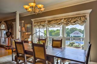 Historic Cedar Hill Mansion on Large Farm with Pool! - 1