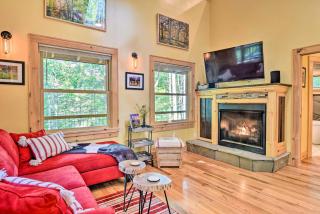 Romantic Asheville Area Cabin with Deck and Hot Tub! - 5