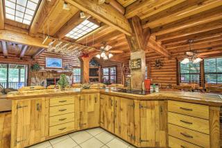 Quiet Inverness Log Cabin with Furnished Deck! - Floral City - 2