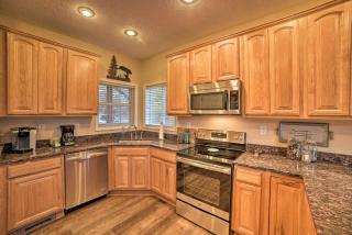 Family-Friendly Massanutten Home with Slope Views! - McGaheysville - 3