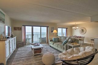 Pool and Boardwalk Access Bayfront Ocean City Condo - Ocean City - 0