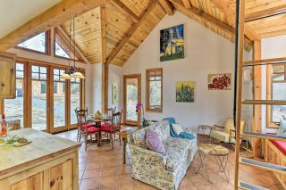 Eclectic Shasta Cascade Getaway on 15-Acre Ranch! - Weaverville - 7