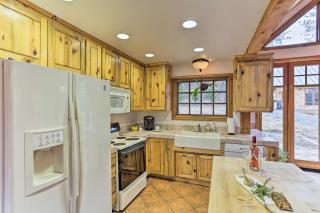 Peaceful Shasta Cascade Getaway on 15-Acre Ranch! - 2