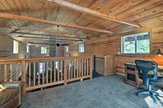 Flagstaff Cabin on 5 Acres with Fireplace and Fire Pit - Flagstaff - 2