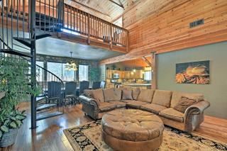 Flagstaff Cabin on 5 Acres with Fireplace and Fire Pit - Flagstaff - 4
