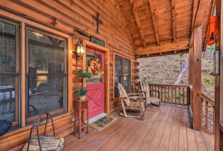 Cherry Log Cabin 10 Min to EllijayandBlue Ridge! - Cherry Log - 0