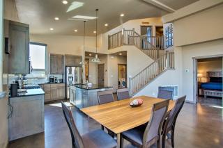 Upscale Moab Townhome with Hot Tub 20 Min to Arches - Moab - 5