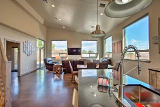 Upscale Moab Townhome with Hot Tub 20 Min to Arches - Moab - 2