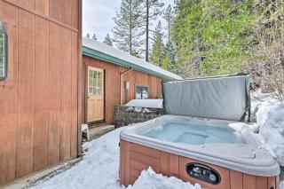 Near Bear Valley Peaceful Arnold Home with Hot Tub - Arnold - 9