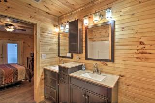 about 1 Mi to Dollywood Family Home with Pool and Hot Tub - 9