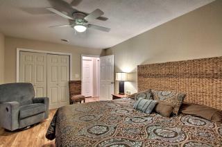 about 1 Mi to Dollywood Family Home with Pool and Hot Tub - Pigeon Forge - 2