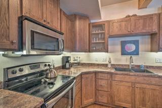 Updated Townhome with Hot Tub - Walk to Downtown! - Red Lodge - 3