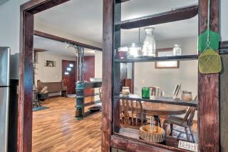 Vintage House with Fire Pit Less Than 6 Mi To Kentucky Lake! - 3