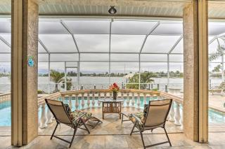 Lakefront Cape Coral Home with Private Pool and Dock! - Cape Coral - 0