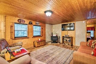 Hot Tub and Fire Pit Hochatown Family Home - 6