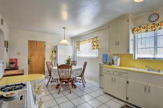 Less Than 3 Mi to Dtwn Phoenix Home with Yard - 5