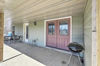 Kimberlys Hope Clark Apt on Farm with Pool Access - Clark - 9